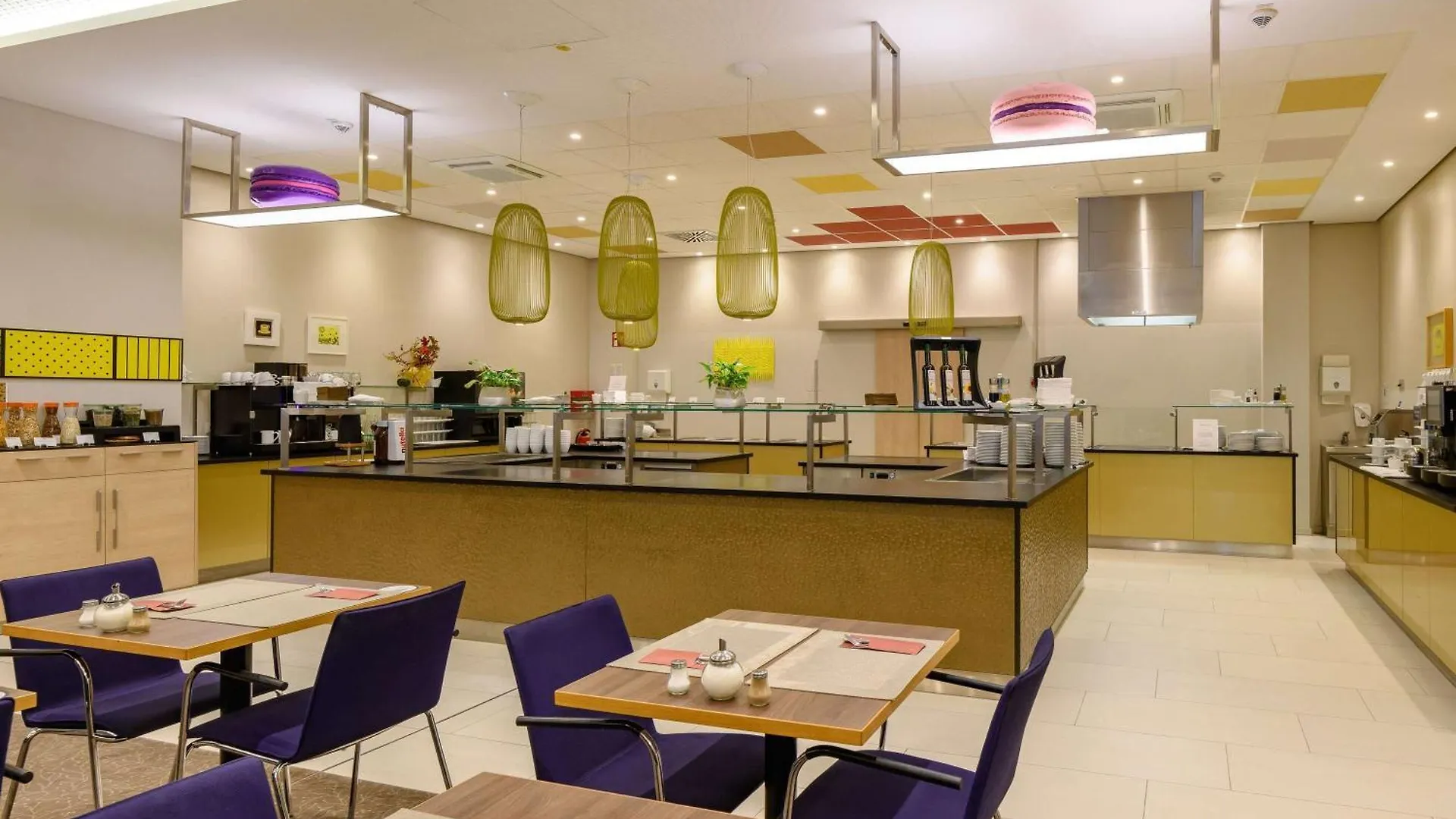 Novotel Nuernberg Centre Ville 4*, Neurenberg