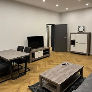 Apartment -suite 
